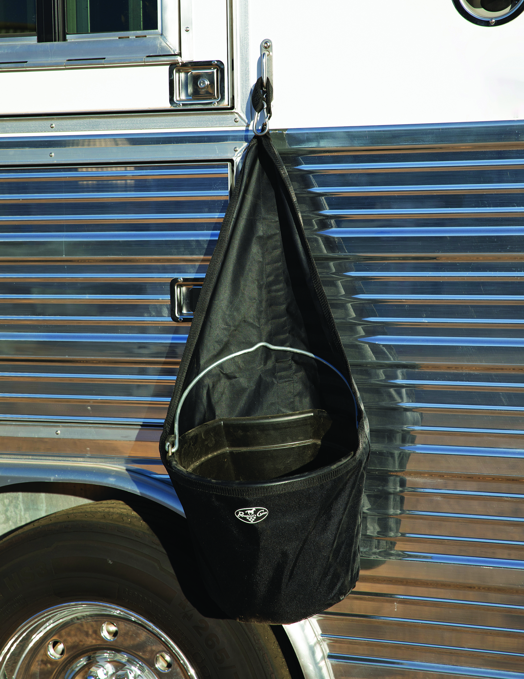 Kiinnityspussi pidike Professional's Choice Hanging Bucket Holder