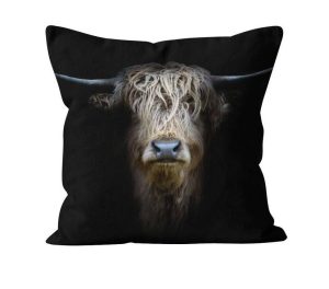 Koristetyyny Highland Cow Pillow 40x40 cm